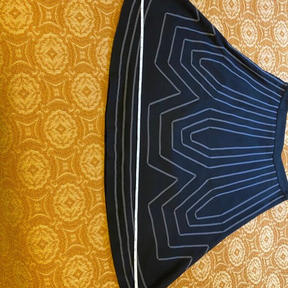 Boden Wool Skirt with Ribbon Design Size 12R (UK Sizing) - Picture 3 of 11